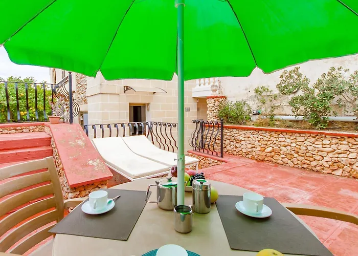Villa & Pool Apartments In Mellieha Bay - Happy Rentals