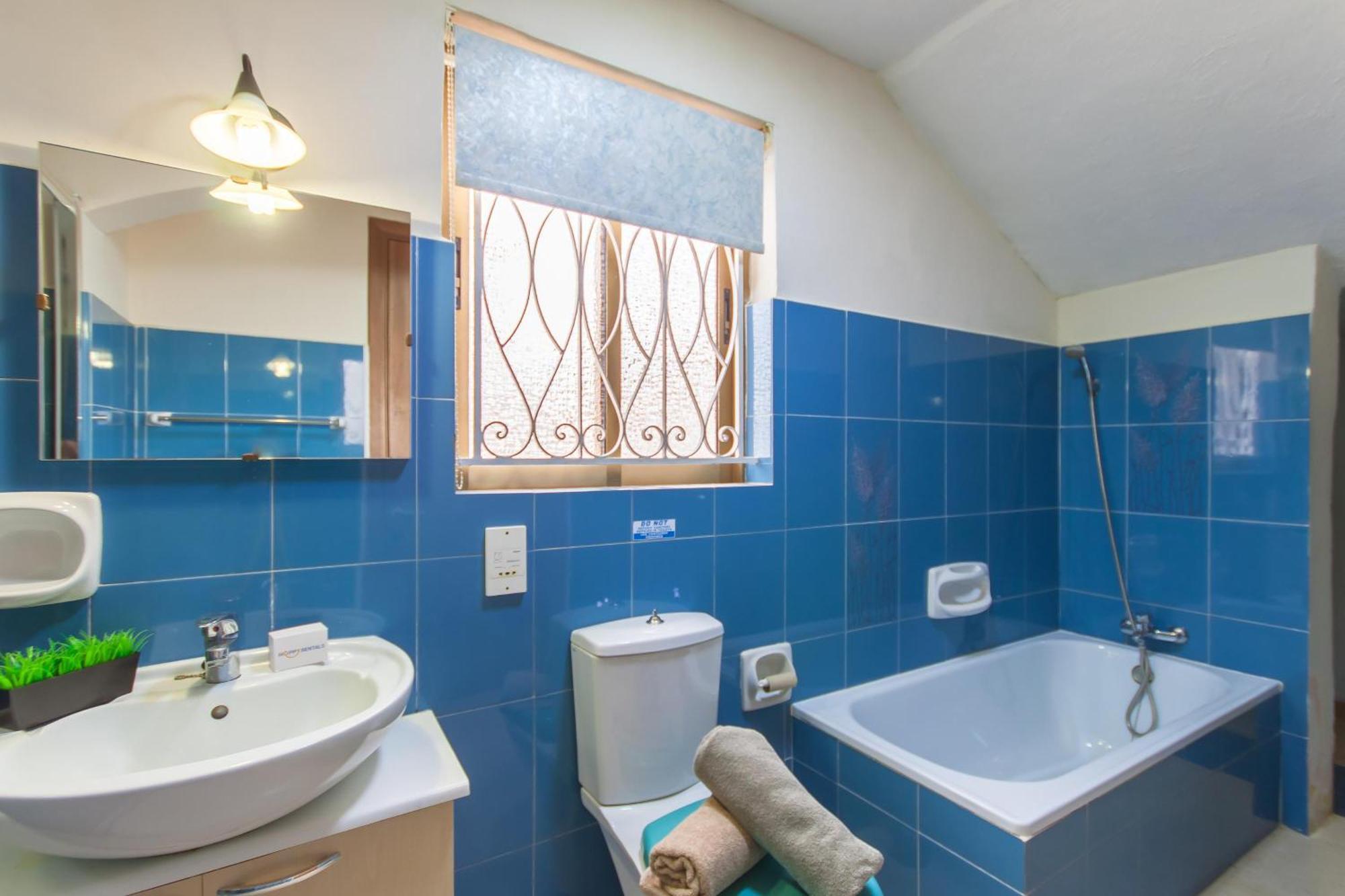 & Pool In Bay - Happy Apartment Mellieha